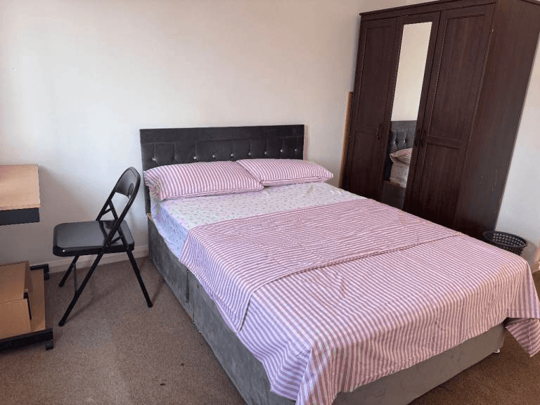 Room in a Shared House at London, London